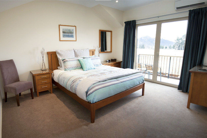 Maple Lodge Luxury Bed & Breakfast Albert Town Exteriér fotografie