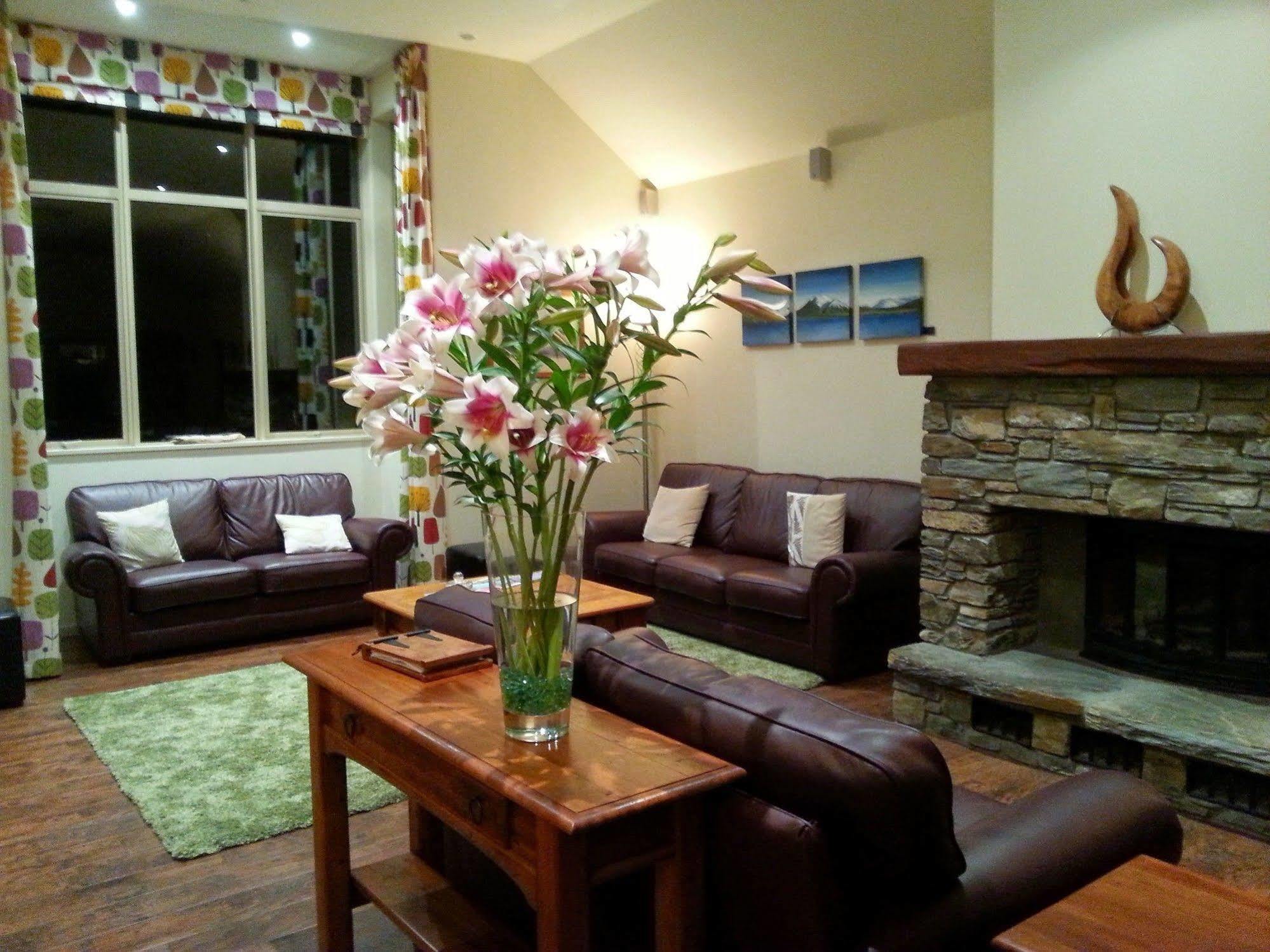 Maple Lodge Luxury Bed & Breakfast Albert Town Exteriér fotografie